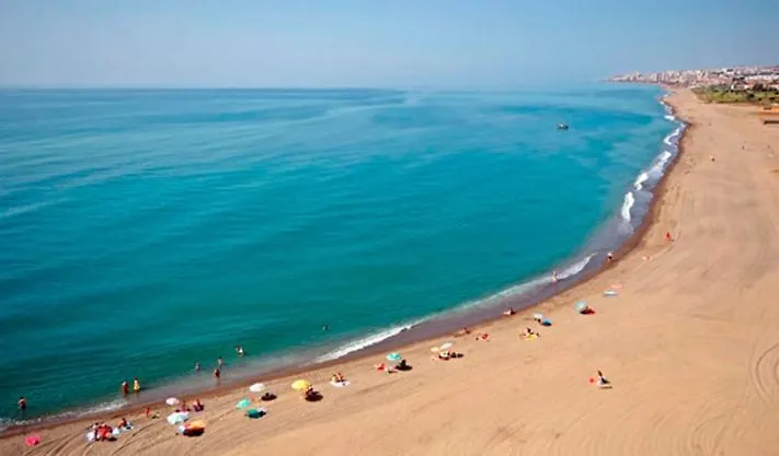 Bonito Apartamento En La Playa, Guadalmar. Málaga 0*,  İspanya